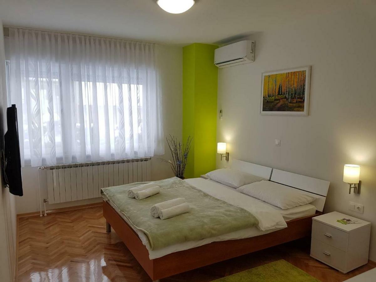 Apartmani Nova Karlovac Exteriér fotografie