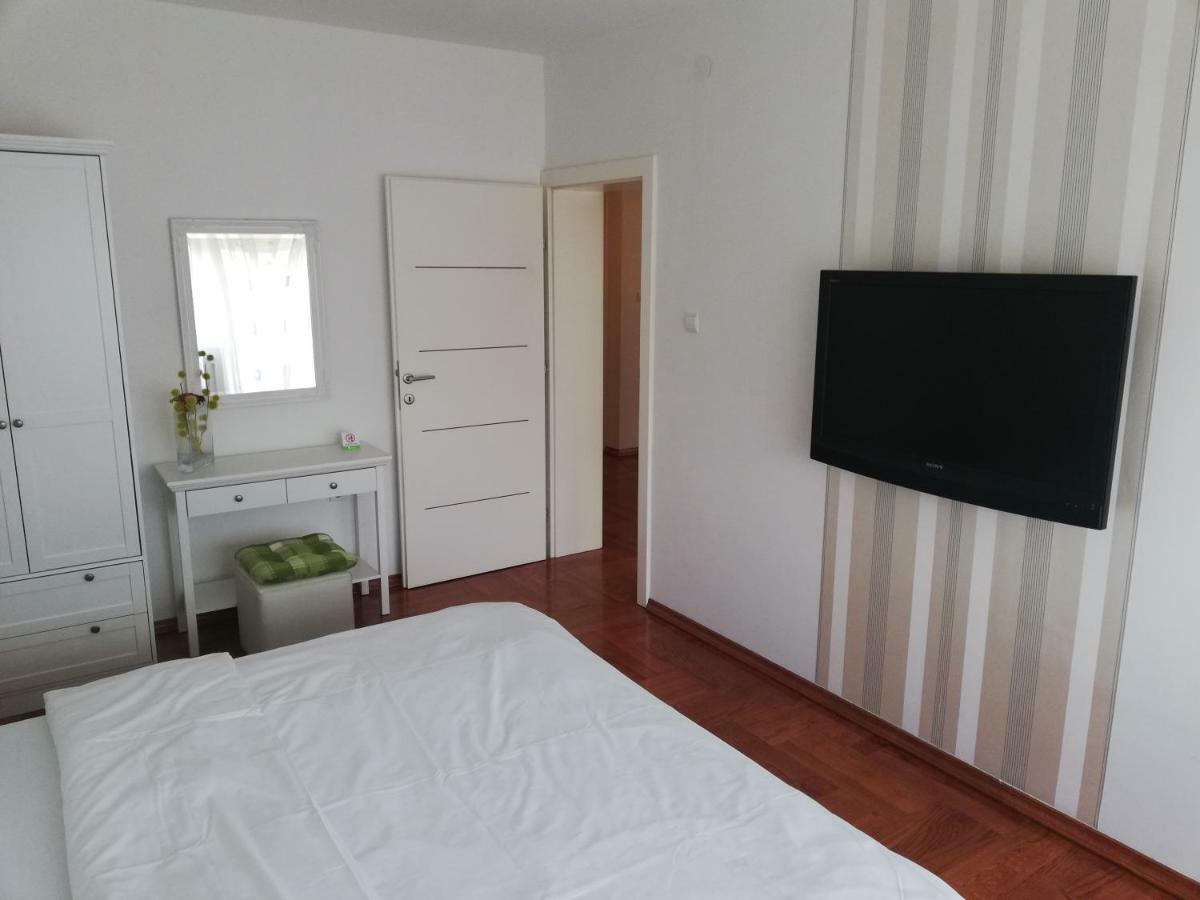 Apartmani Nova Karlovac Exteriér fotografie